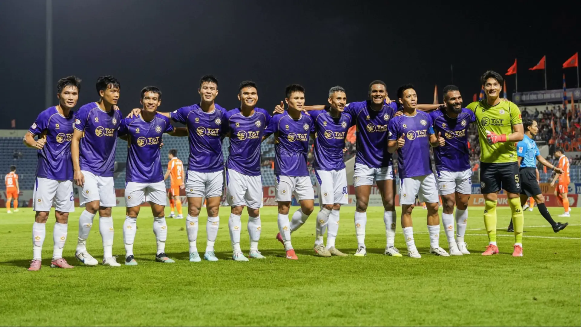 H&agrave; Nội FC nối tiếp mạch thắng tại V.League