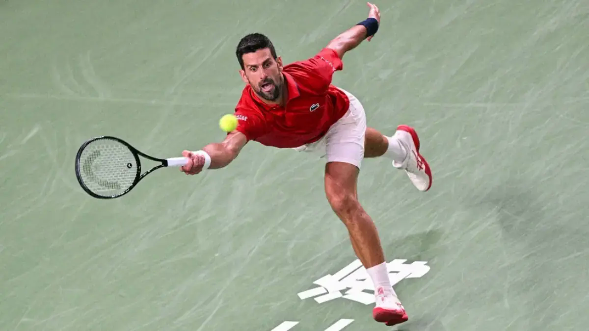 Novak Djokovic thiết lập kỷ lục mới của l&agrave;ng Quần vợt