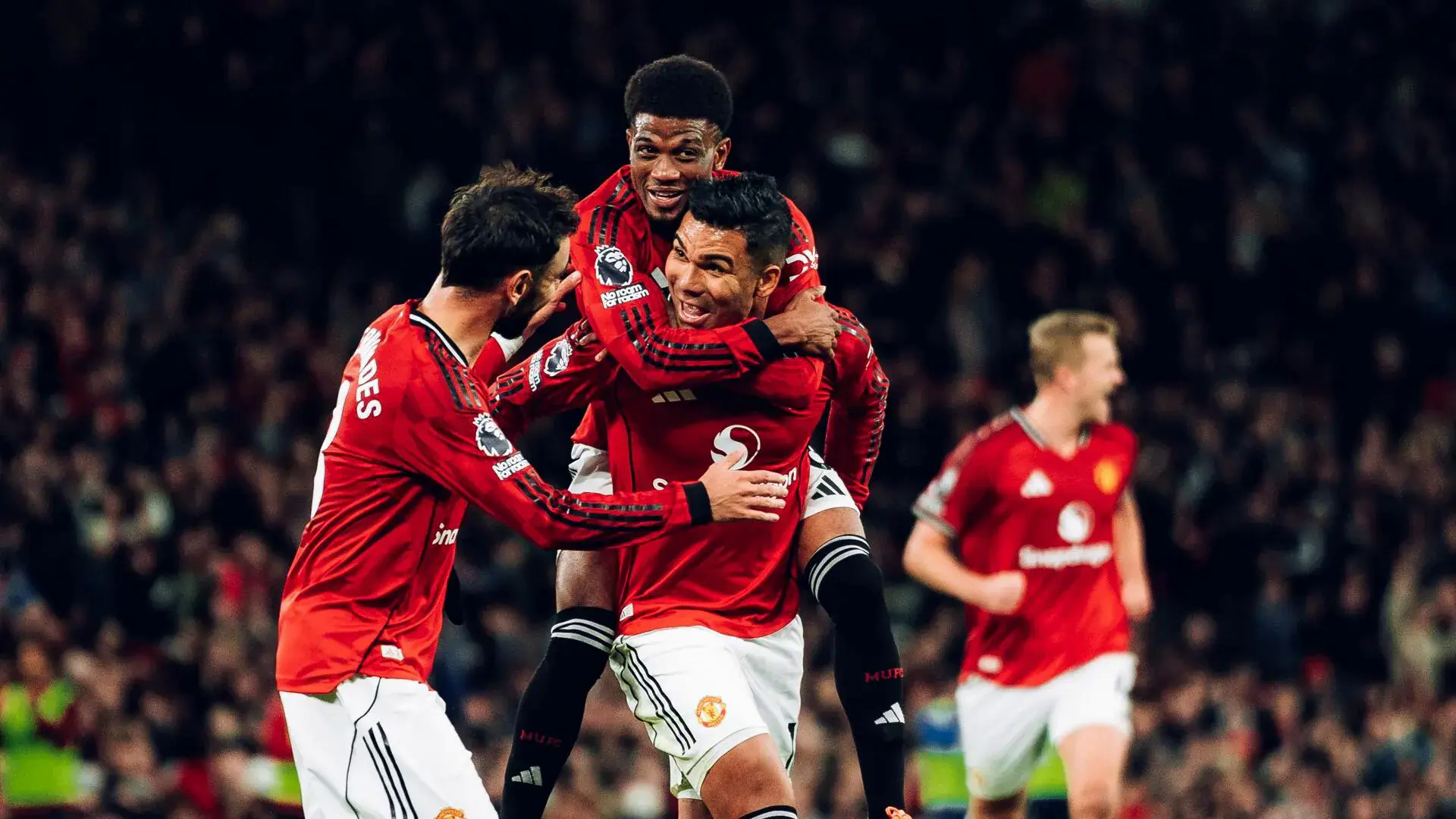 Manchester United v&agrave;o top 4 Premier League