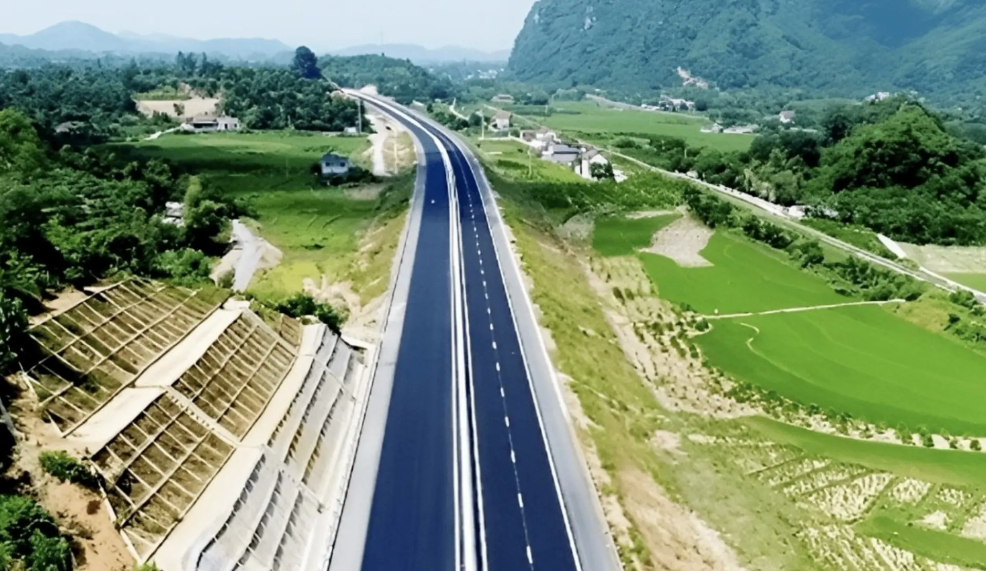 Đ&agrave;i PTTH H&agrave; Nội