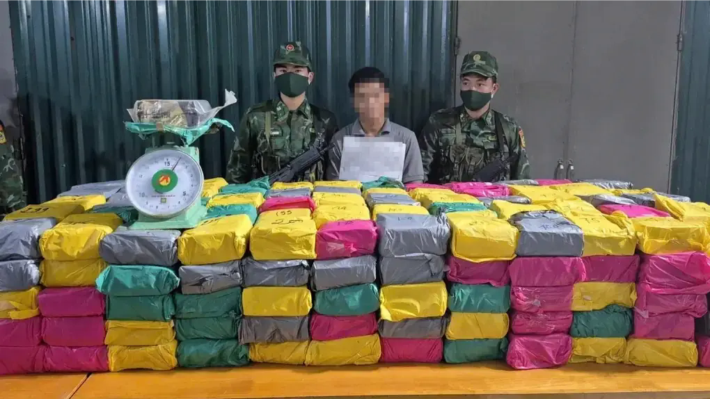 Quảng Trị: Bắt giữ hai đối tượng c&ugrave;ng 500 kg ma t&uacute;y