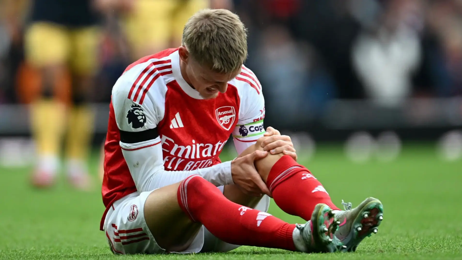 Tin xấu cho Arsenal: Odegaard nghỉ thi đấu v&igrave; chấn thương