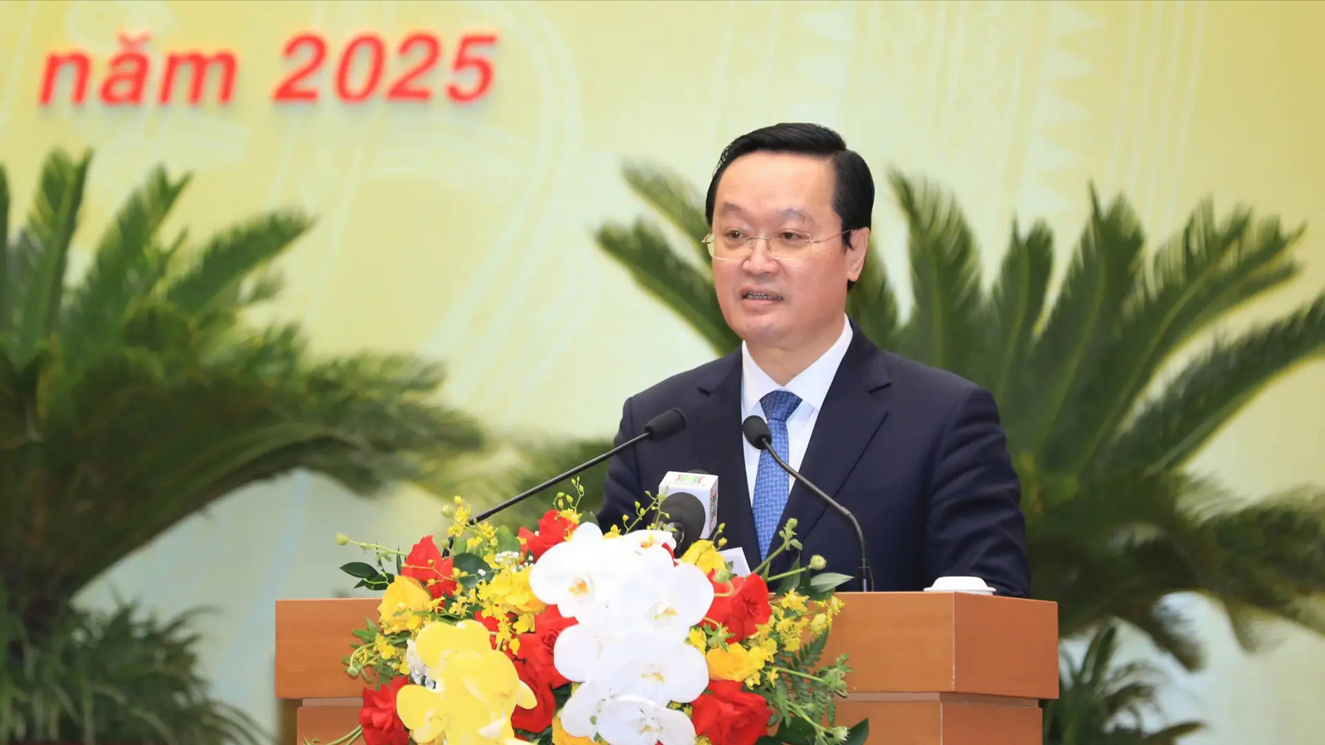 T&acirc;n Chủ tịch UBND TP H&agrave; Nội: 'Tận hiến, tận t&acirc;m phụng sự Thủ đ&ocirc;, phục vụ Nh&acirc;n d&acirc;n'