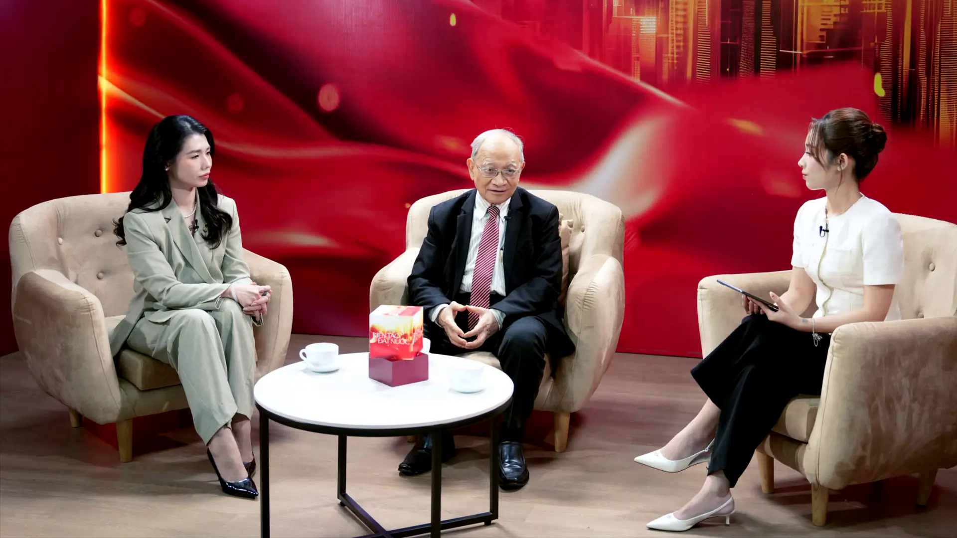 Masterise Group v&agrave; h&agrave;nh tr&igrave;nh 'lớn l&ecirc;n c&ugrave;ng đất nước'