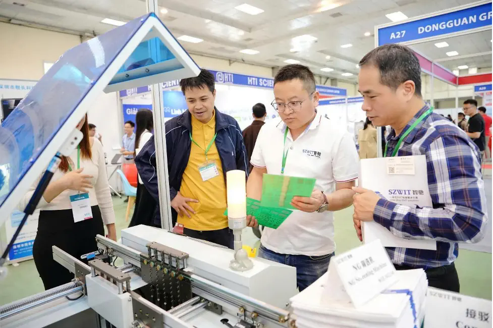 Đ&agrave;i PTTH H&agrave; Nội