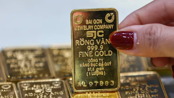 Gi&aacute; v&agrave;ng 19/11: V&agrave;ng miếng đồng loạt giảm 1,7 triệu đồng/lượng