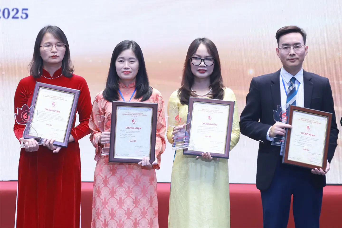 Đ&agrave;i PTTH H&agrave; Nội