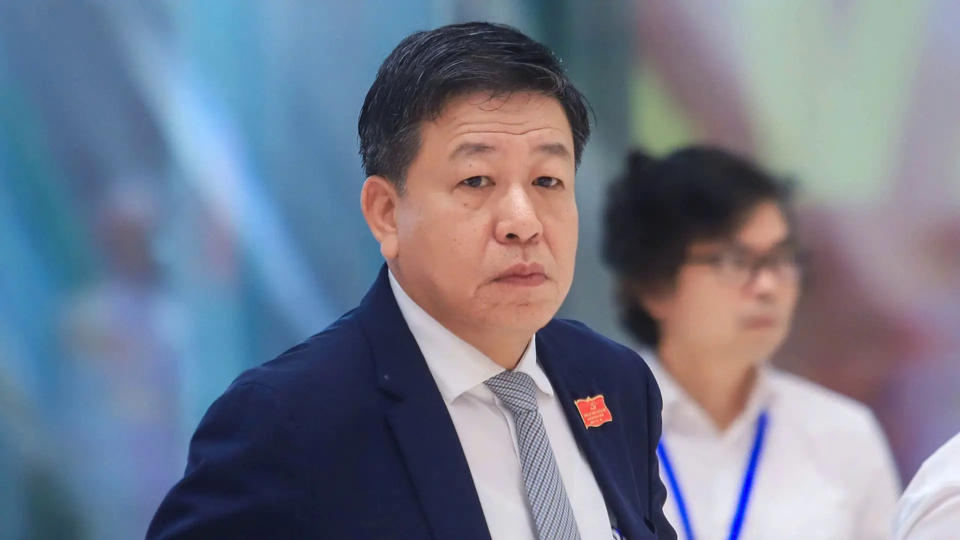 Ph&oacute; Chủ tịch Thường trực Dương Đức Tuấn điều h&agrave;nh UBND TP H&agrave; Nội