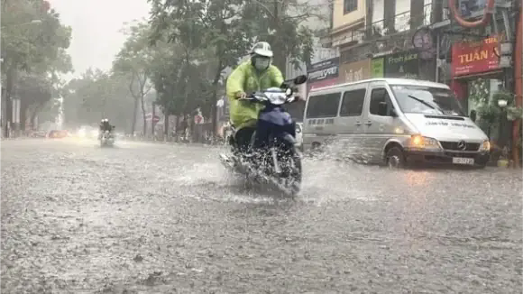 Mưa lớn từ Thanh H&oacute;a đến Đ&agrave; Nẵng v&agrave; cao nguy&ecirc;n Trung Bộ