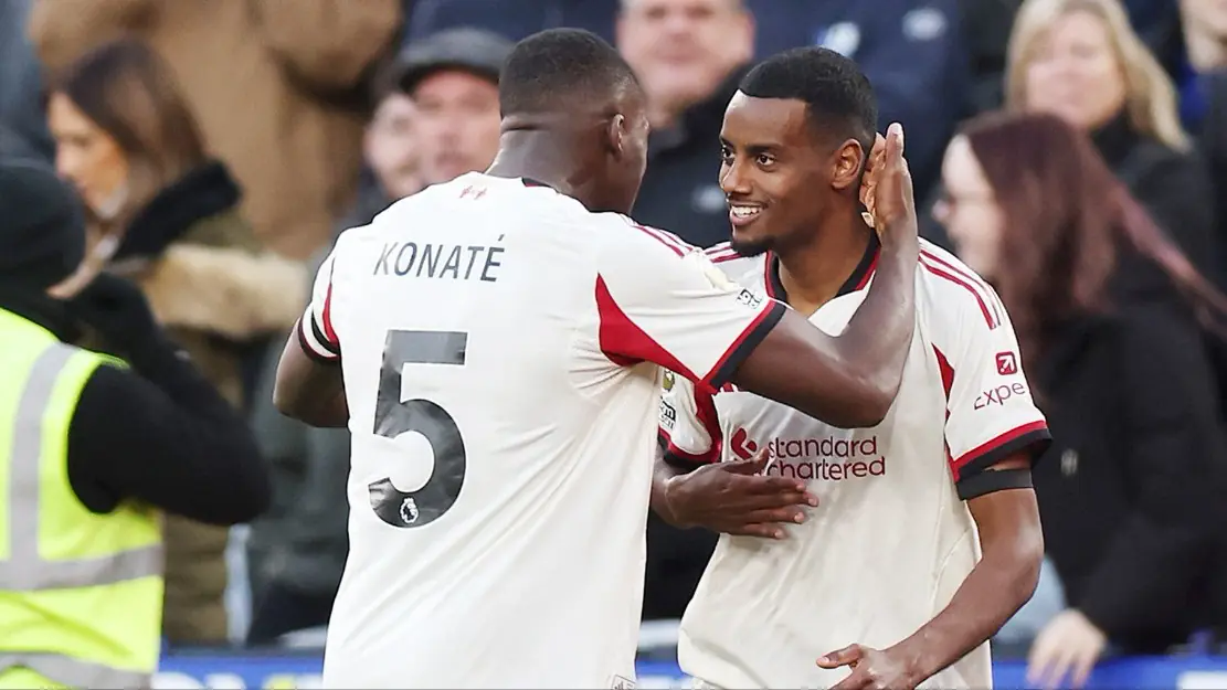 Isak tỏa s&aacute;ng, Liverpool tạm thời giải tỏa &aacute;p lực