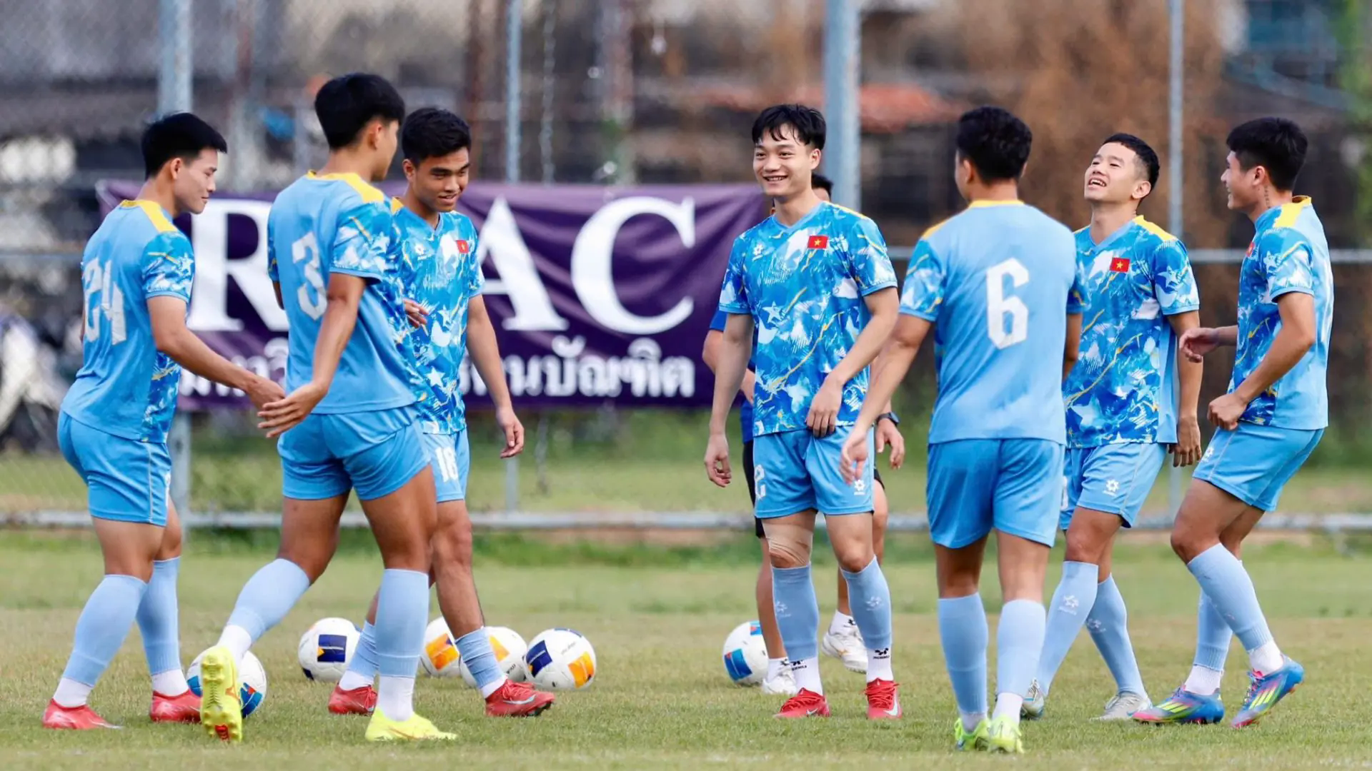 U22 Việt Nam vs U22 Malaysia: Quyết chiến gi&agrave;nh v&eacute;