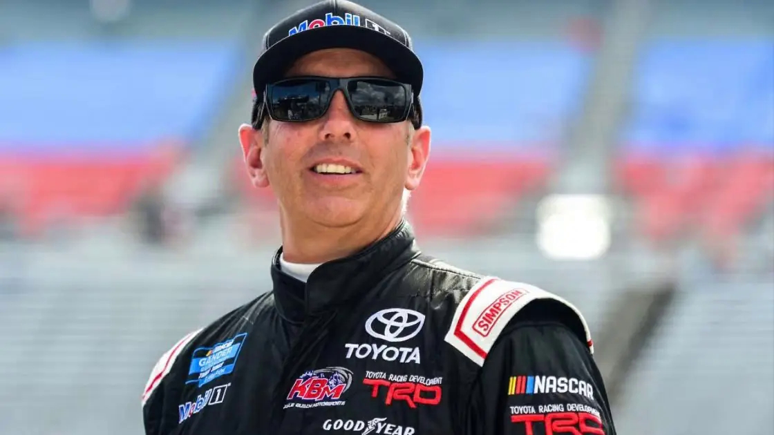 Mỹ: Cựu tay đua NASCAR tử nạn m&aacute;y bay tại Bắc Carolina