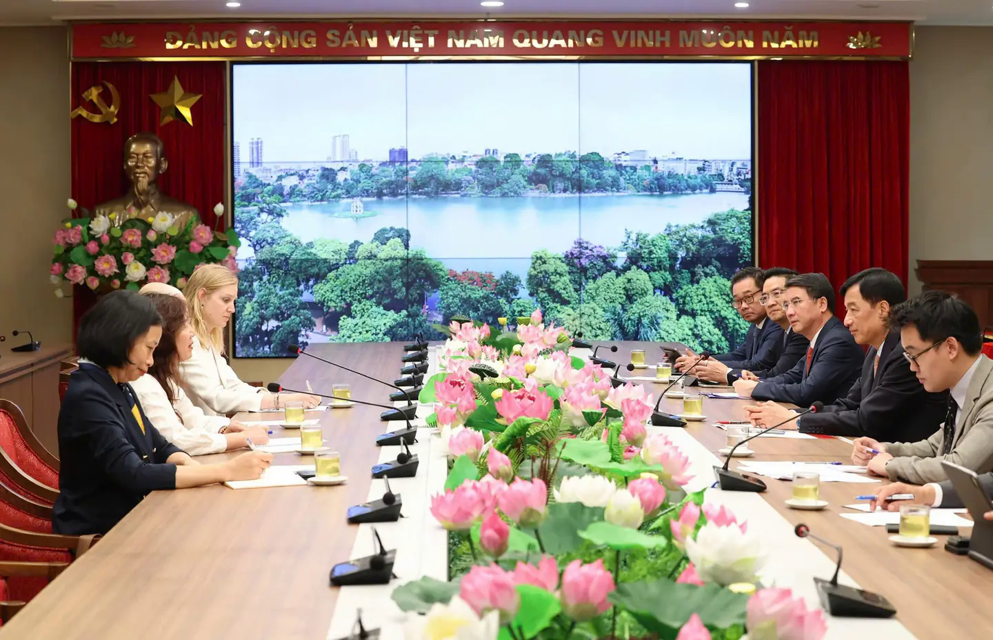 Đ&agrave;i PTTH H&agrave; Nội