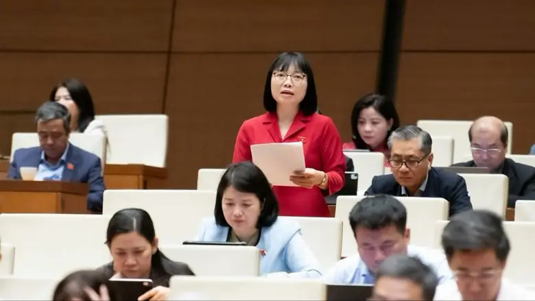 Đại biểu Quốc hội: Nhiều hộ d&acirc;n v&ugrave;ng s&acirc;u, v&ugrave;ng xa chưa c&oacute; điện