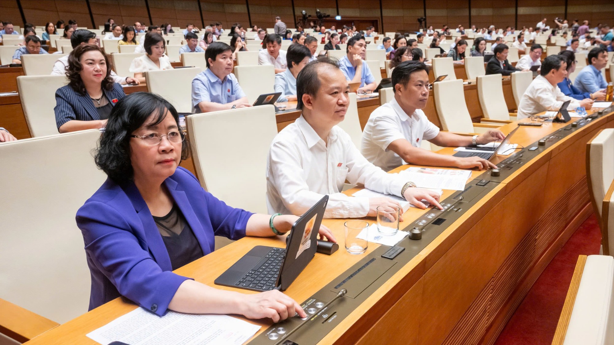 R&uacute;t ngắn quy tr&igrave;nh bầu cử gần 40 ng&agrave;y