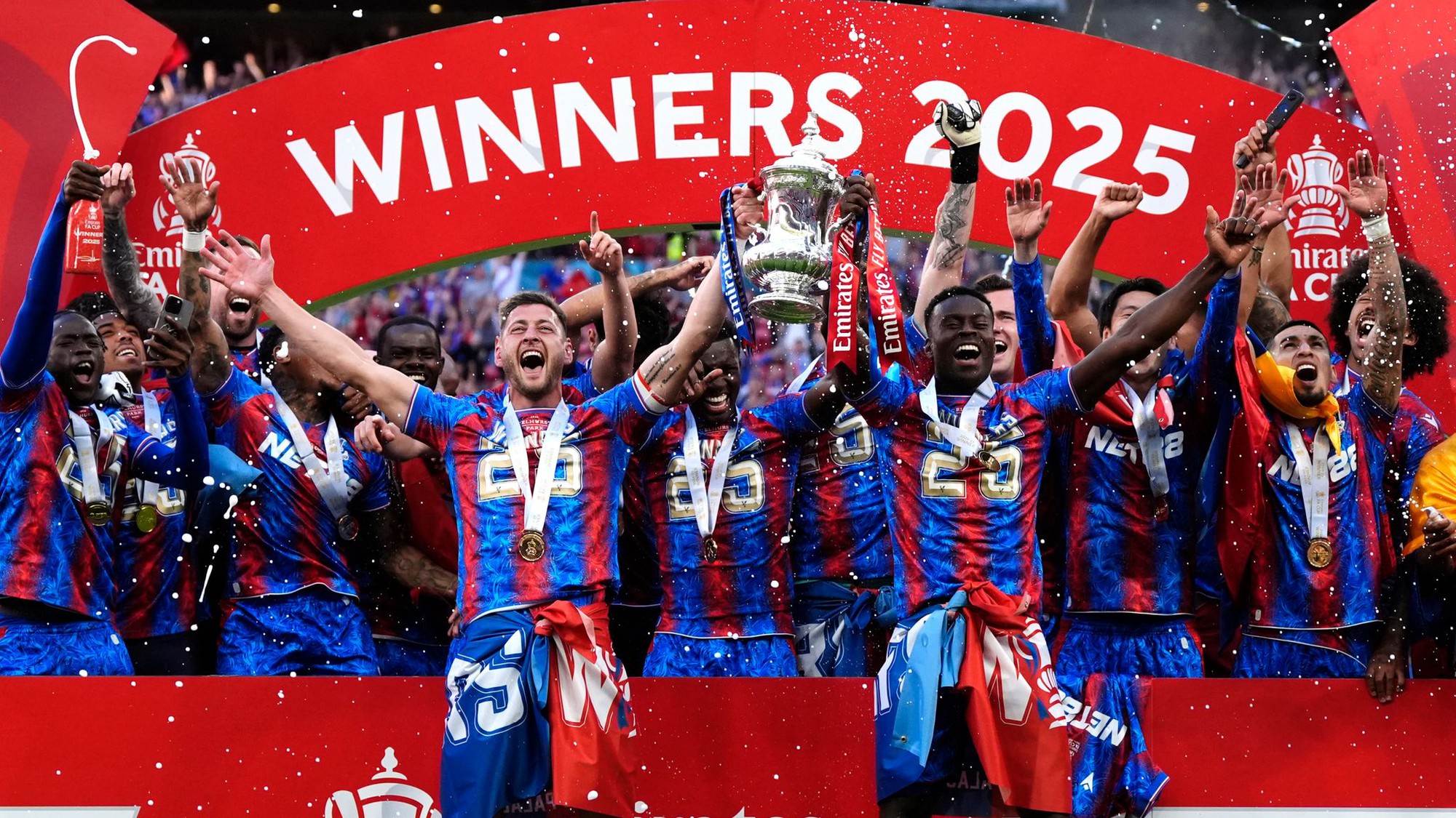 Crystal Palace s&aacute;ng cửa dự Europa League 2025