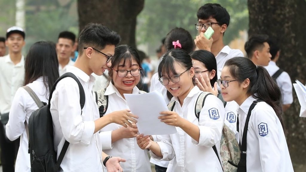 Đề thi m&ocirc;n Gi&aacute;o dục kinh tế v&agrave; ph&aacute;p luật THPT năm 2025