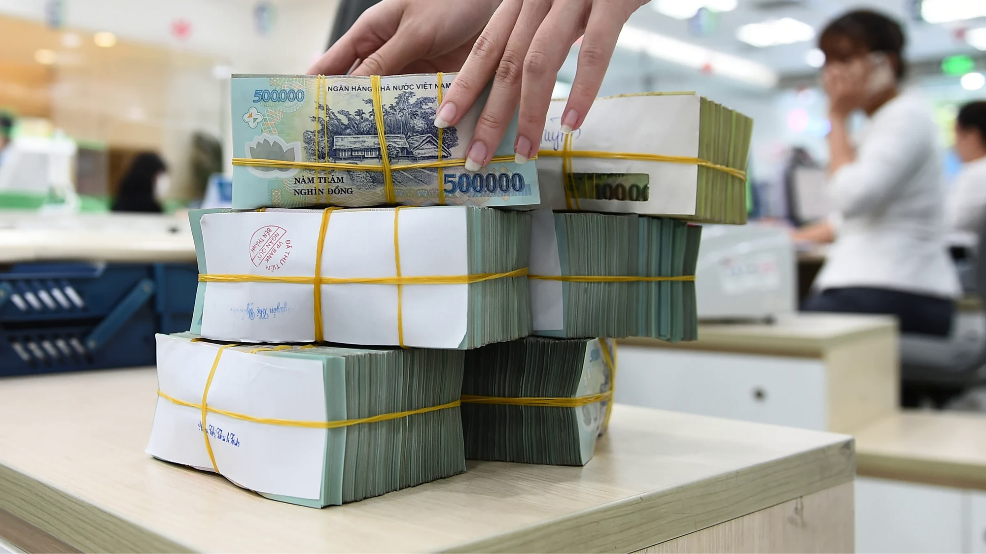Quốc hội tăng quyền xử l&yacute; nợ xấu cho ng&acirc;n h&agrave;ng