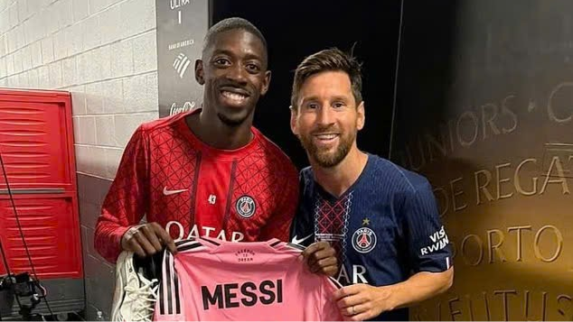 Lionel Messi được đồng đội cũ an ủi