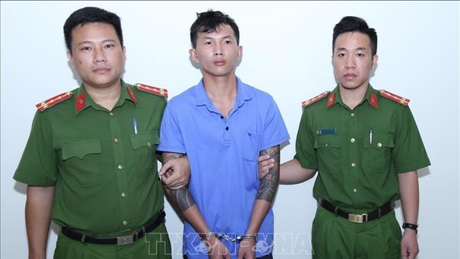 Bắt giữ đ&ocirc;́i tượng s&aacute;t hại người l&aacute;i xe &ocirc;m, cướp tài sản