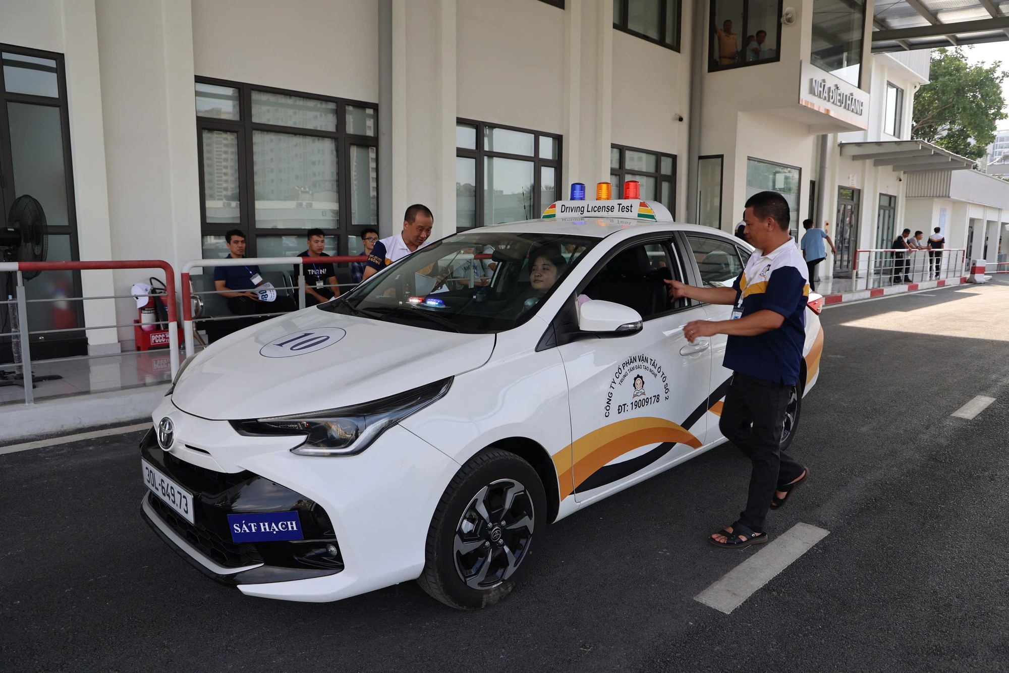Đ&agrave;i PTTH H&agrave; Nội
