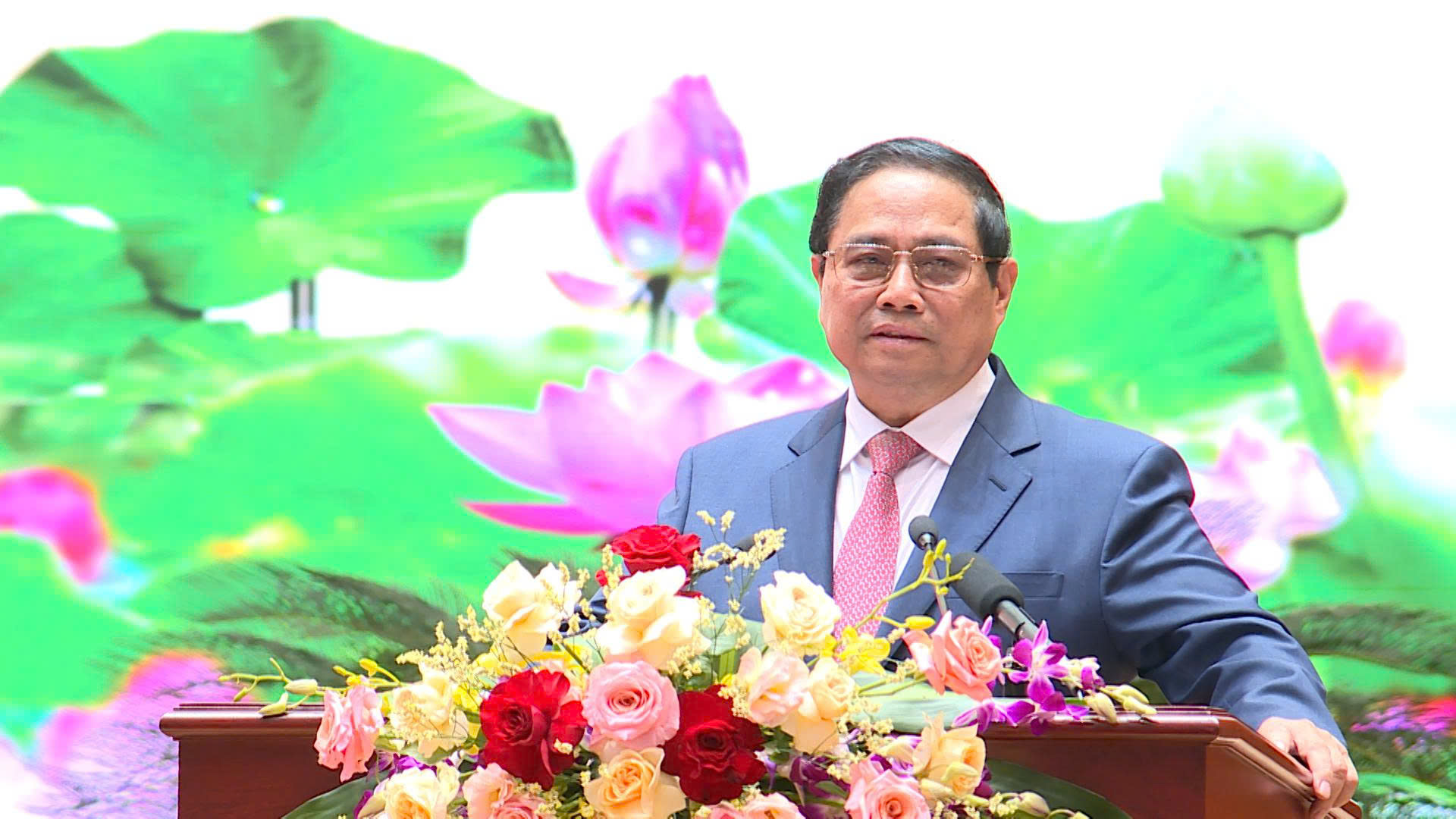 To&agrave;n qu&acirc;n, tăng tốc, bứt ph&aacute; ho&agrave;n th&agrave;nh nhiệm vụ 6 th&aacute;ng cuối năm