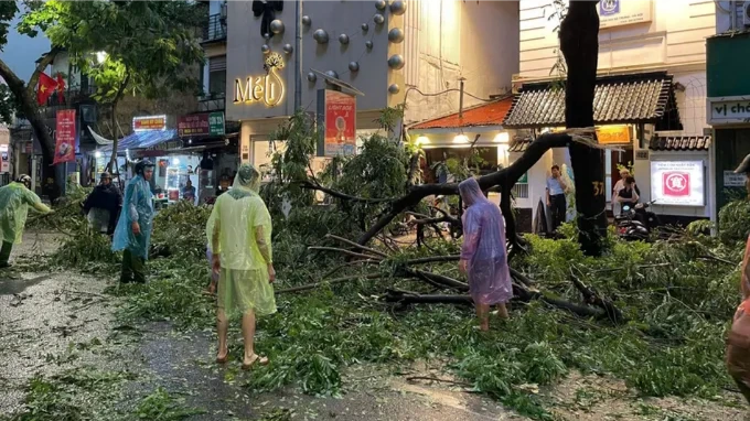 H&agrave; Nội chủ động l&ecirc;n kế hoạch ứng ph&oacute; b&atilde;o số 3