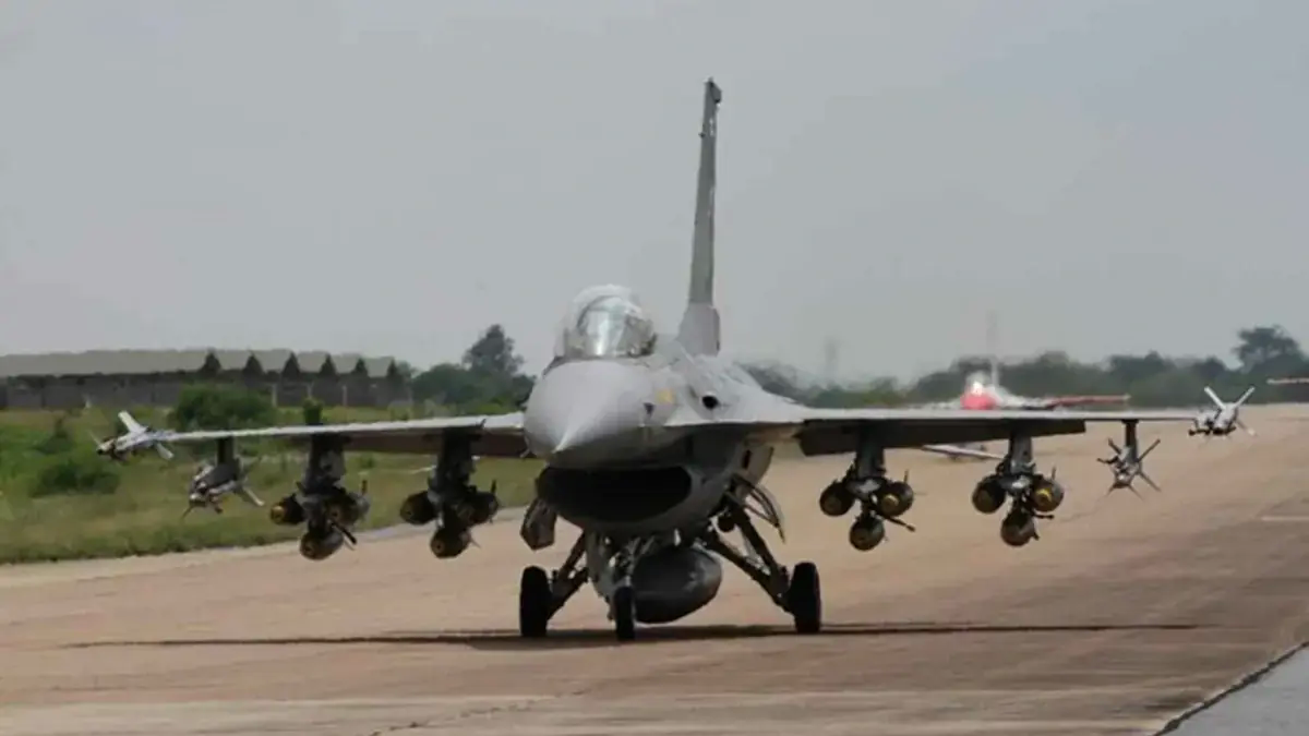 Campuchia tuy&ecirc;n bố bắn rơi một m&aacute;y bay F-16 của Th&aacute;i Lan