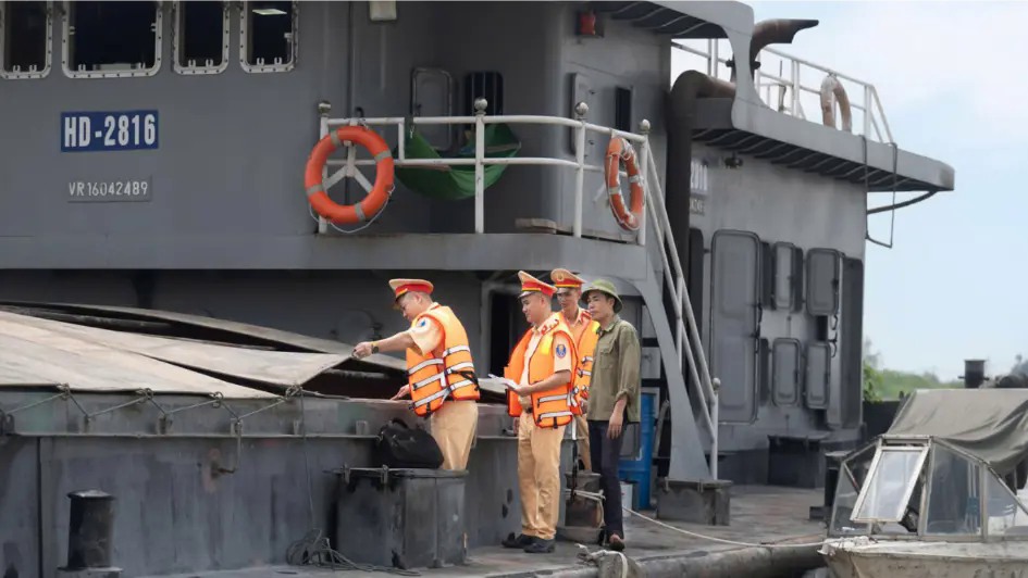 H&agrave; Nội tổng kiểm so&aacute;t phương tiện kinh doanh vận tải