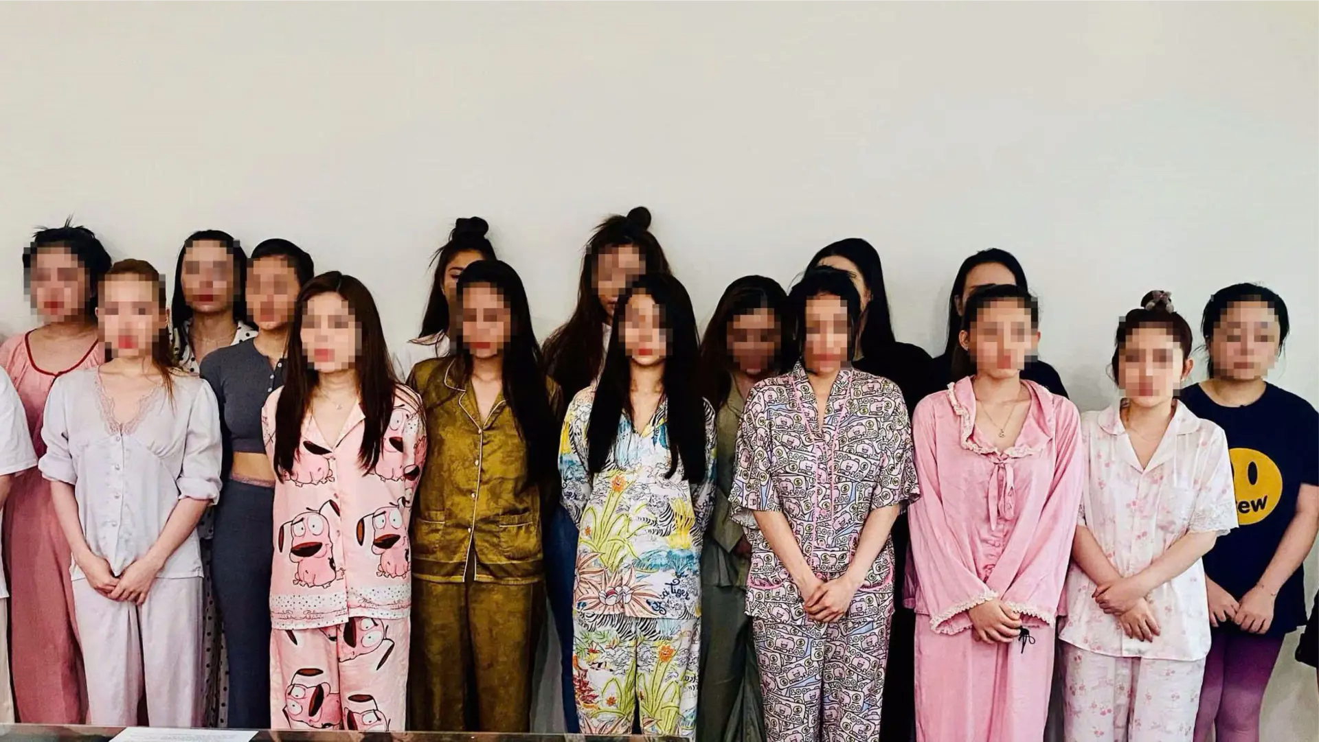Triệt ph&aacute; tụ điểm b&aacute;n d&acirc;m n&uacute;p b&oacute;ng kinh doanh massage
