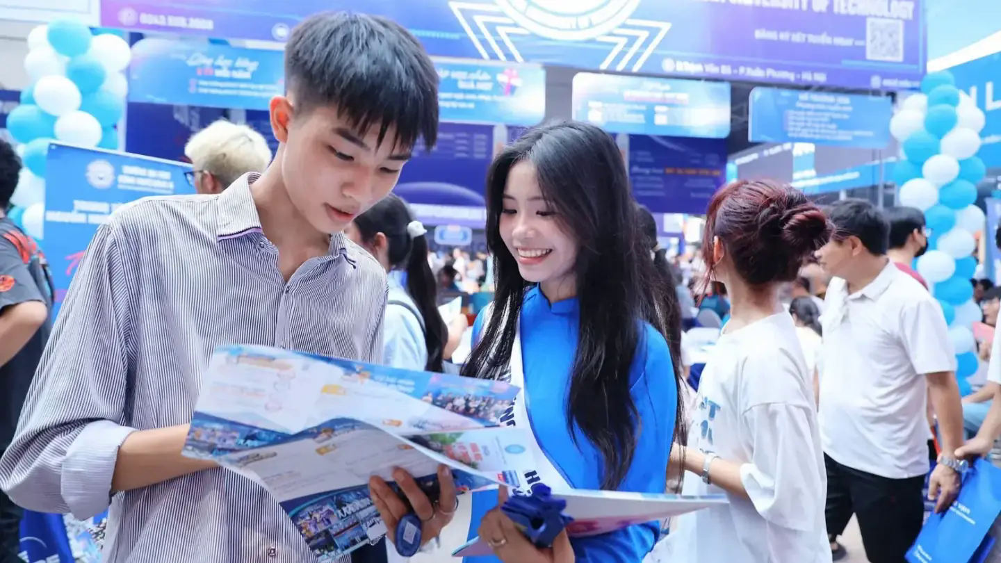 Gần 8 triệu nguyện vọng đăng k&yacute; x&eacute;t tuyển đại học 2025