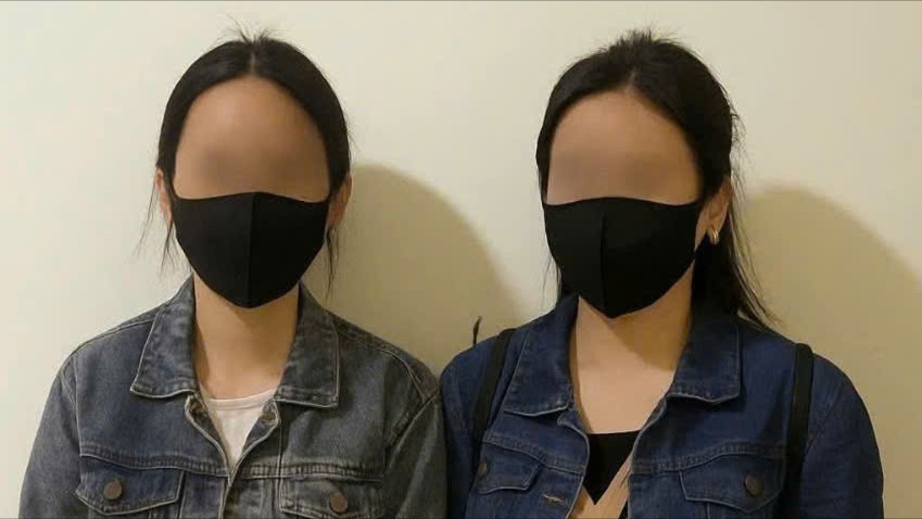 Giải cứu hai c&ocirc; g&aacute;i nghi bị lừa b&aacute;n qua bi&ecirc;n giới