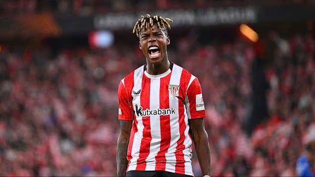 Nico Williams &lsquo;quay xe&rsquo; ở lại Athletic Bilbao