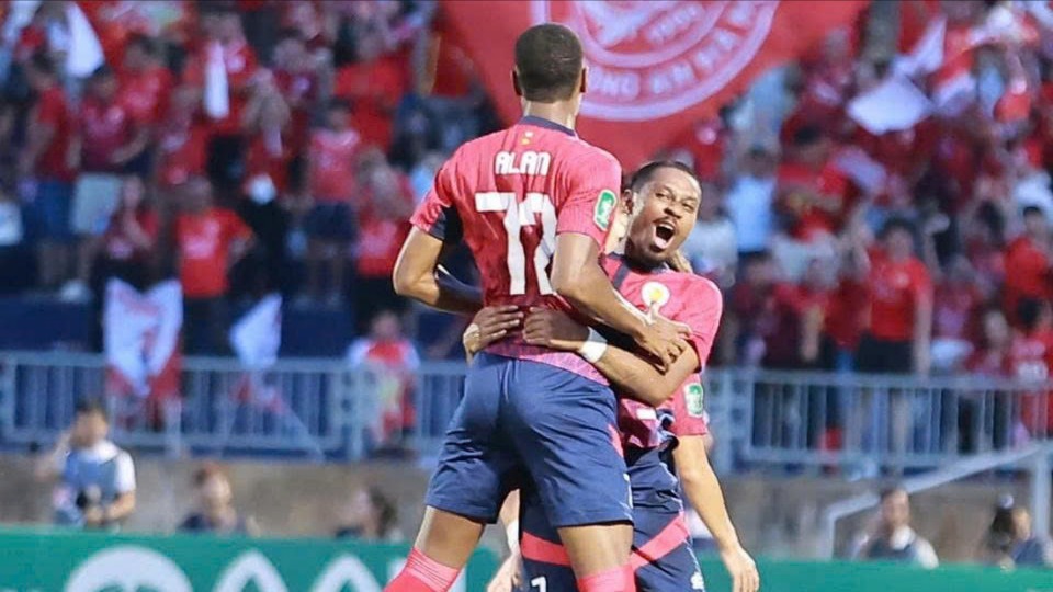 CAHN v&agrave; Nam Định gặp kh&oacute; trước luật mới c&uacute;p C1?