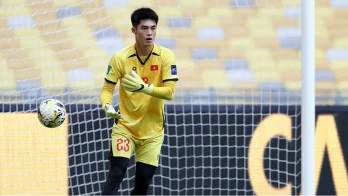 HLV Kim Sang-sik t&igrave;m ra thủ m&ocirc;n số 1 cho U23 Việt Nam
