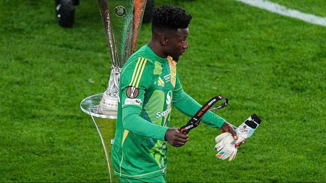 Man United định gi&aacute; chuyển nhượng Andre Onana