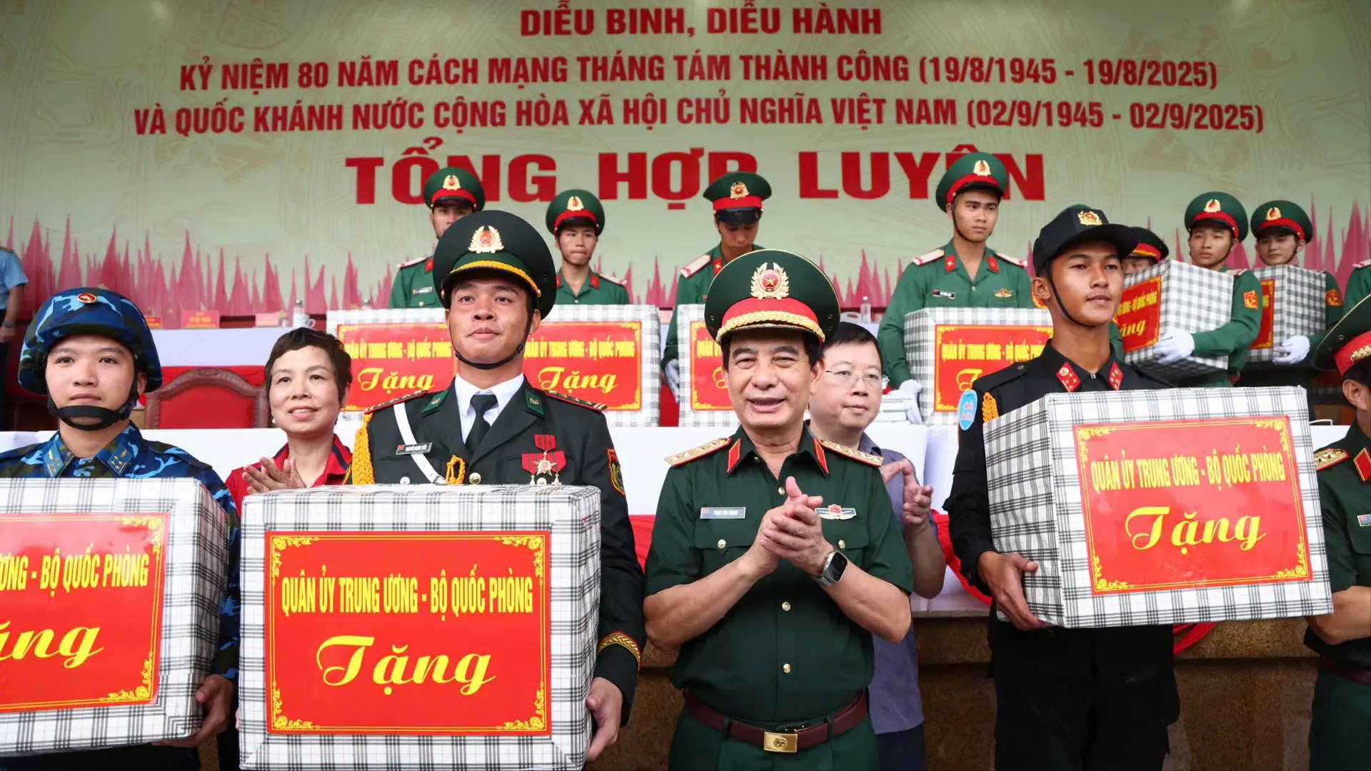 Lực lượng vũ trang sẵn s&agrave;ng cho nhiệm vụ A80