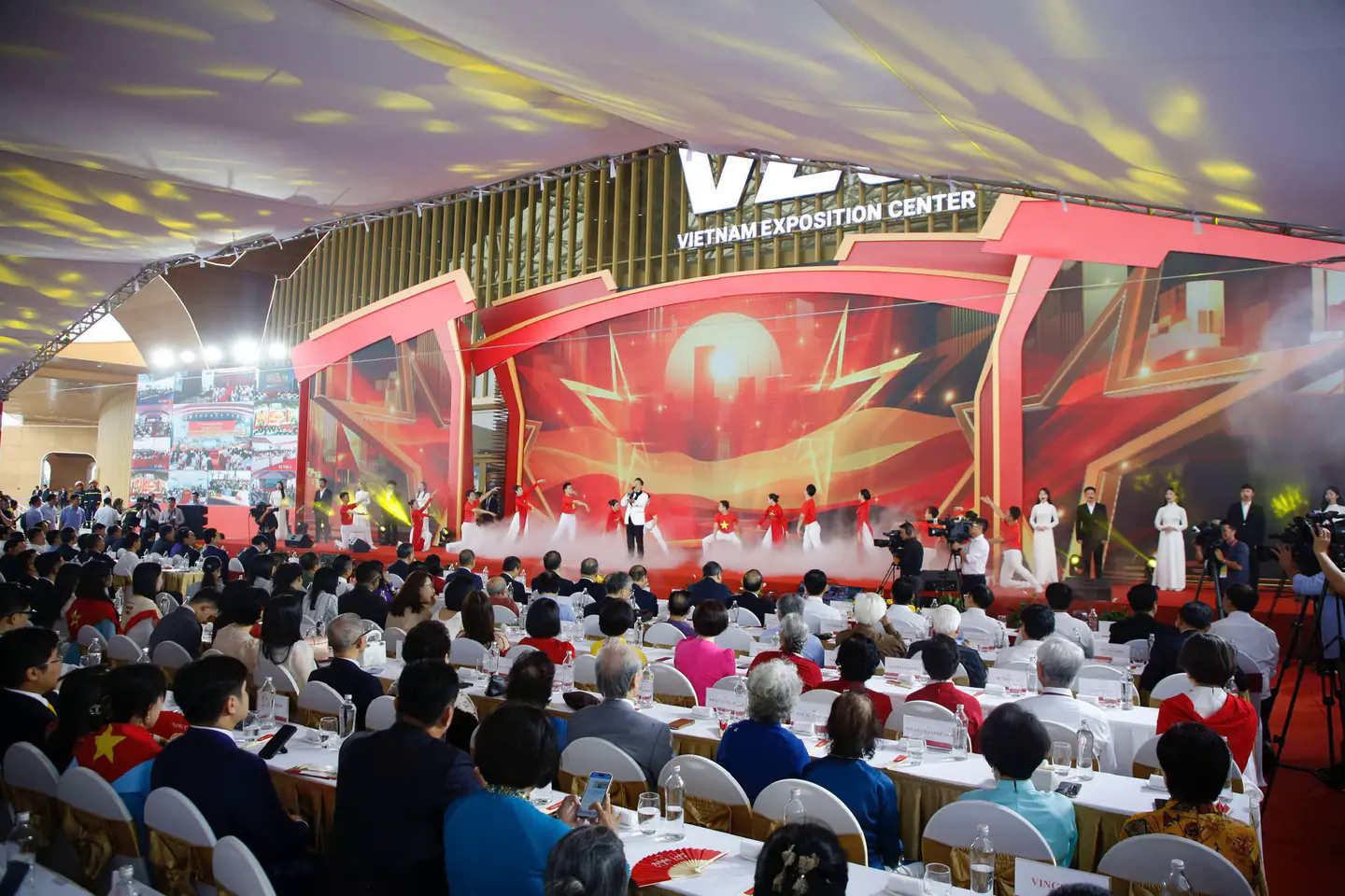 Đ&agrave;i PTTH H&agrave; Nội