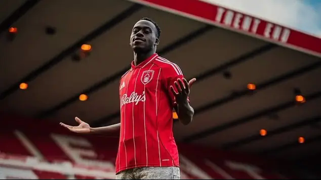 Nottingham Forest c&oacute; th&ecirc;m t&acirc;n binh