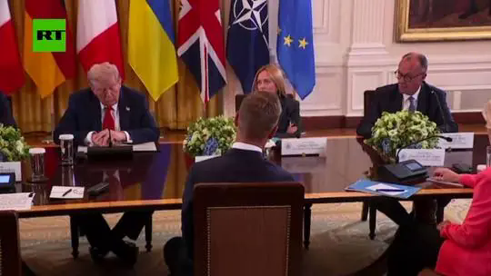 &Ocirc;ng Trump b&aacute;c bỏ y&ecirc;u cầu ngừng bắn tại Ukraine