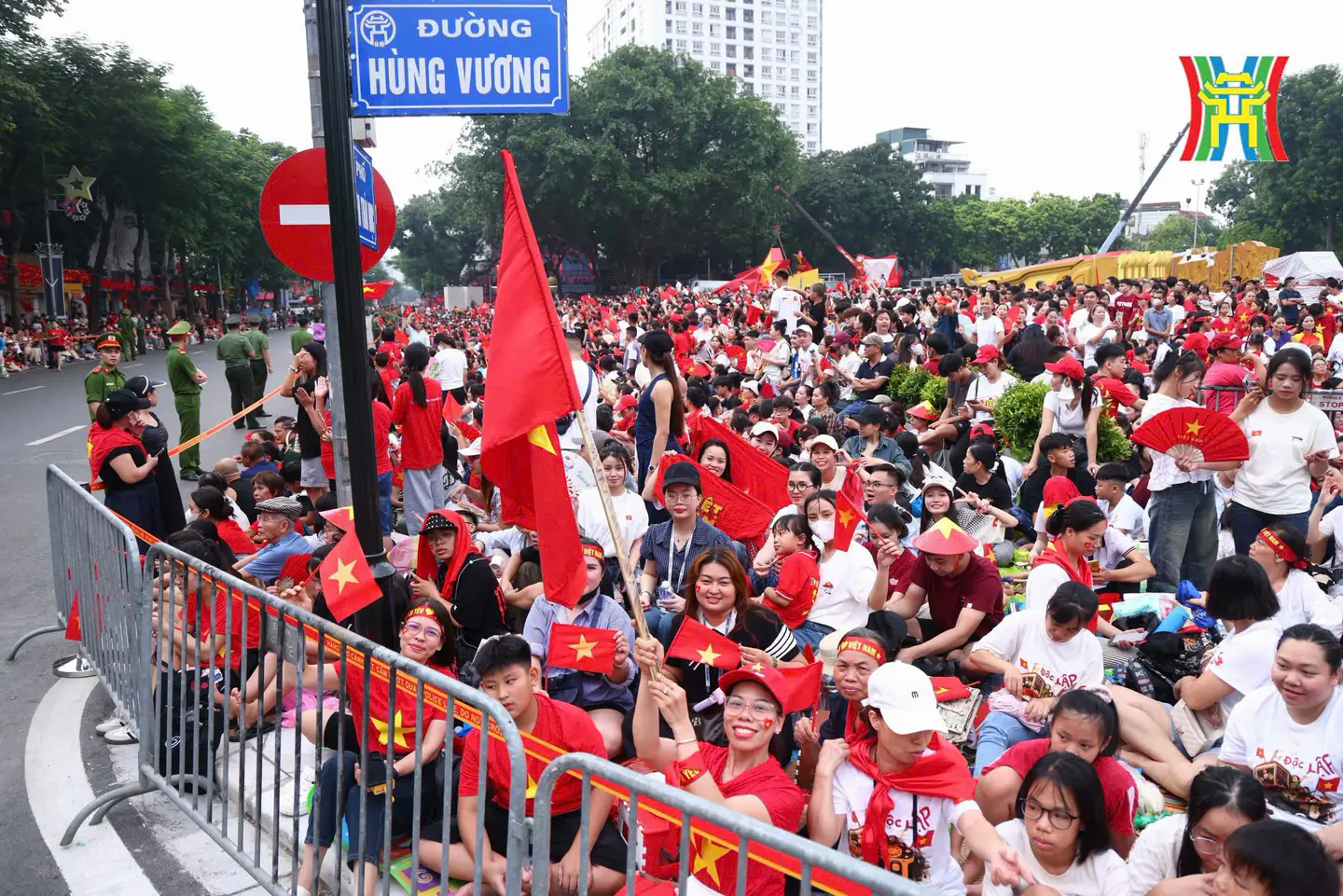 Đ&agrave;i PTTH H&agrave; Nội