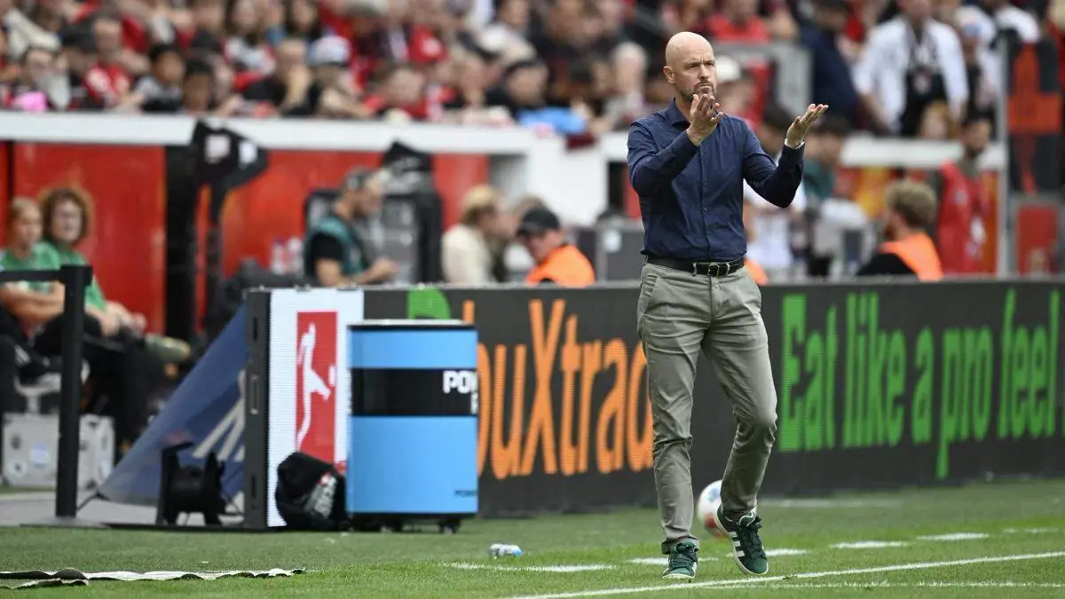 HLV Erik Ten Hang trắng tay ở trận mở m&agrave;n Bundesliga