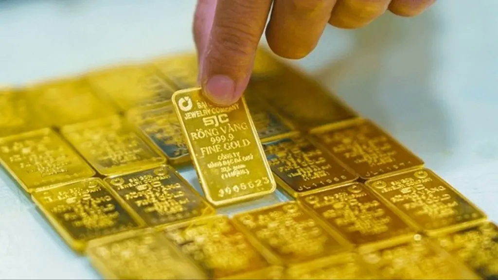 Gi&aacute; v&agrave;ng ng&agrave;y 5/8: V&agrave;ng miếng đồng loạt giảm