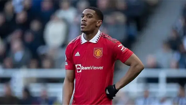 Bến đỗ bất ngờ của Anthony Martial