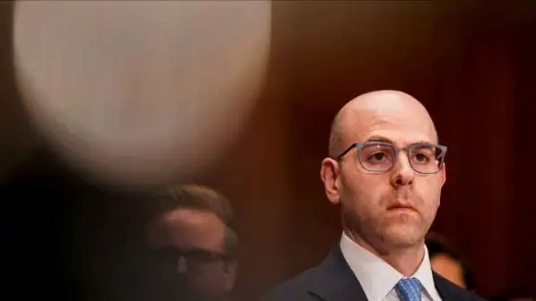 &Ocirc;ng Trump đưa cố vấn th&acirc;n cận v&agrave;o Hội đồng Thống đốc Fed