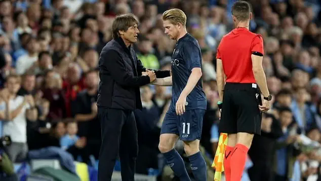 Ng&agrave;y trở về buồn của Kevin De Bruyne