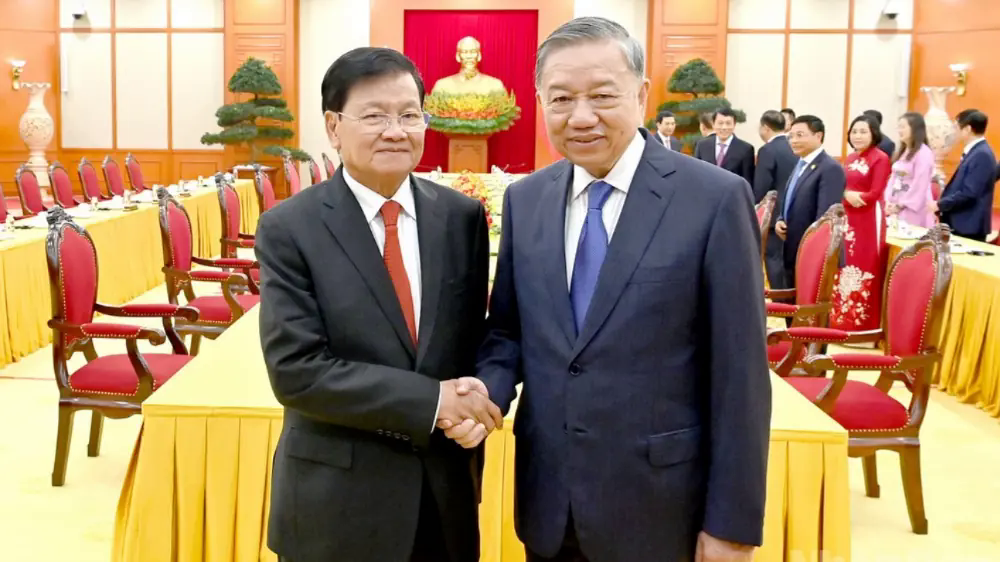 Tổng B&iacute; thư T&ocirc; L&acirc;m hội kiến Tổng B&iacute; thư, Chủ tịch nước L&agrave;o
