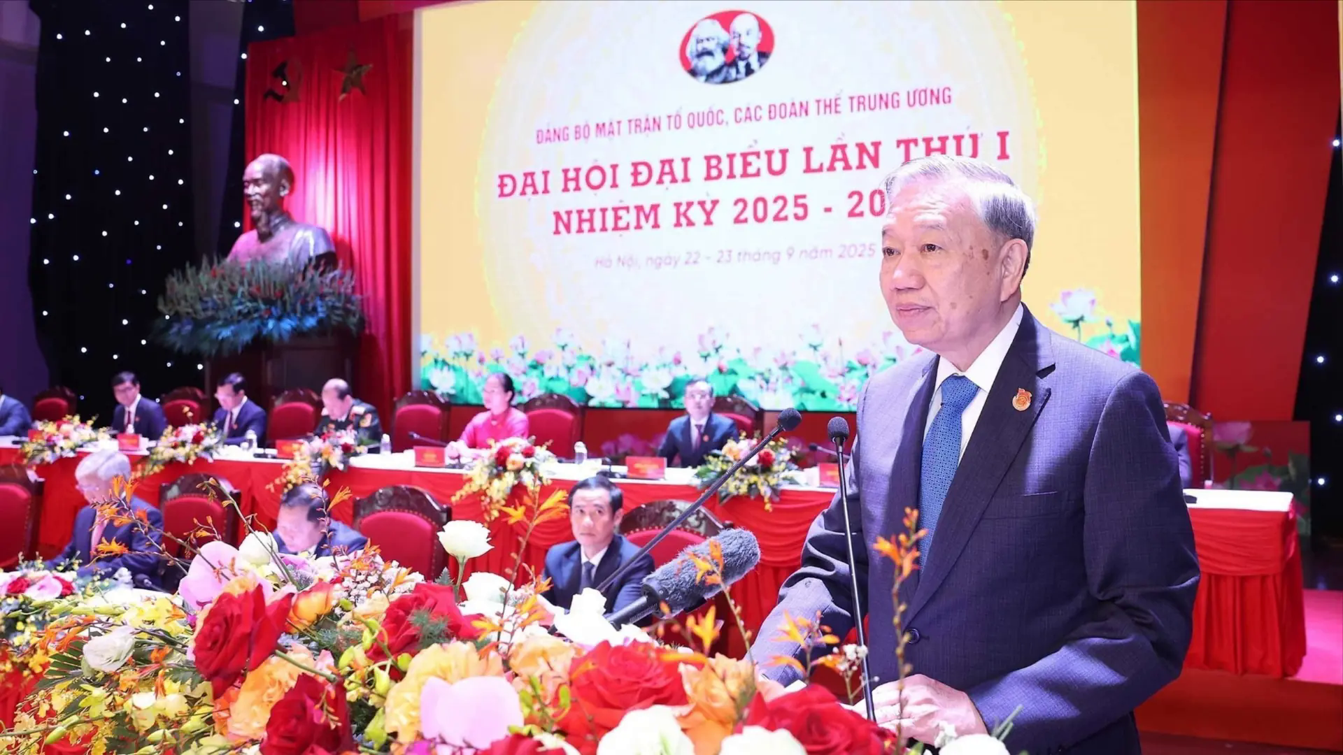 Ph&aacute;t biểu của Tổng B&iacute; thư T&ocirc; L&acirc;m tại Đại hội đại biểu Đảng bộ Mặt trận Tổ quốc, c&aacute;c đo&agrave;n thể Trung ương lần thứ nhất