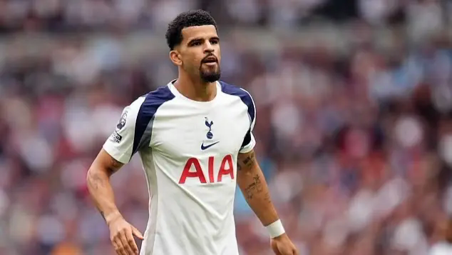 Tiền đạo Dominic Solanke của Tottenham phải phẫu thuật