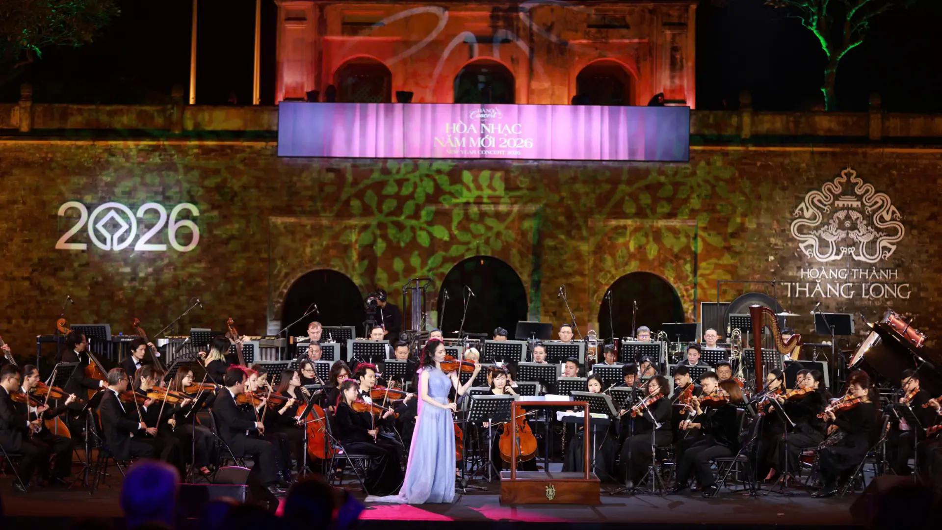Những khoảnh khắc ấn tượng tại 'Hanoi Concert - Ho&agrave; nhạc năm mới 2026'